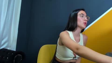 VaiolletCooper online show from June 3, 6:46 pm