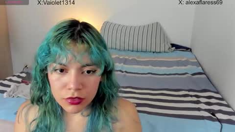 Vaiolet1314 online show from November 30, 1:45 am