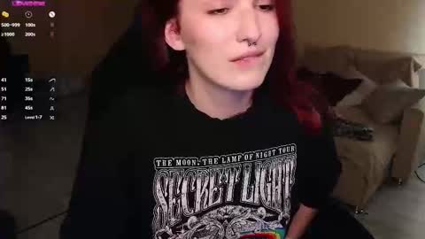 Val online show from October 20, 8:03 pm