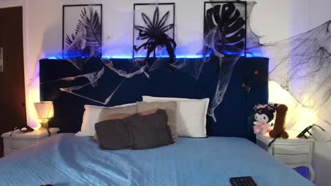 Tifanny  online show from October 30, 7:47 pm