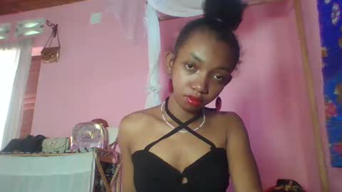 valencia302364 online show from February 27, 4:46 am