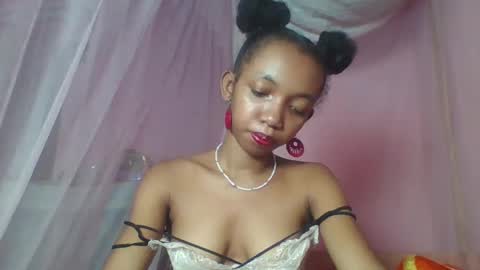 valencia302364 online show from February 17, 7:44 pm