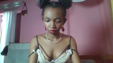 valencia302364 online show from February 3, 5:29 am