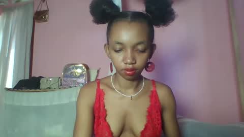 valencia302364 online show from March 6, 5:24 am