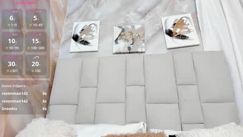 Valen online show from September 11, 2:07 pm