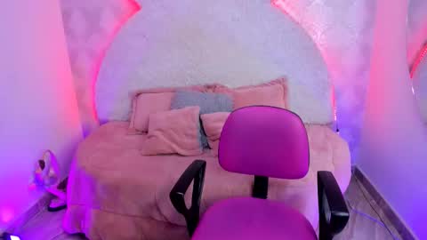 Valentina online show from November 10, 1:58 pm