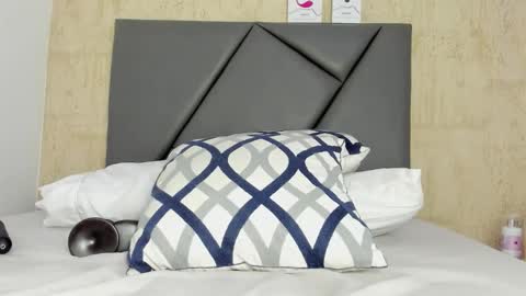 Velentina  online show from October 12, 3:37 pm