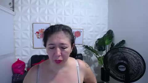 Valentina  online show from February 20, 9:09 pm