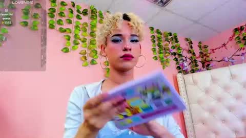 valentinee_xo online show from June 30, 5:18 am