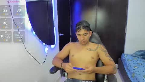 valentino santos online show from December 19, 7:09 pm