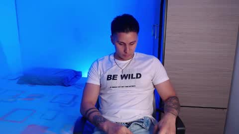 VALENTINO online show from February 9, 10:56 pm