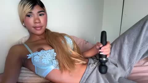 Snapshot of valeri_bigcock chatting on September 10, 4:08 pm valeri_bigcock online show from September 10, 4:08 pm