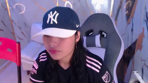 valeri_harpers4 online show from October 5, 12:57 pm