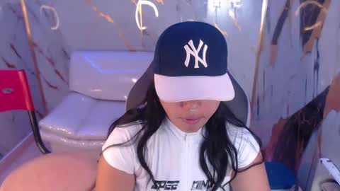 valeri_harpers4 online show from October 8, 12:44 pm