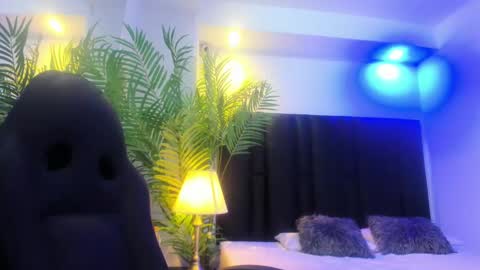 valeri_tafur online show from October 3, 10:56 am