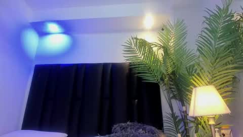 valeri_tafur online show from October 5, 11:07 am