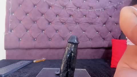 Snapshot of valeria_fiery chatting on September 10, 3:24 pm VALERIA online show from September 10, 3:24 pm
