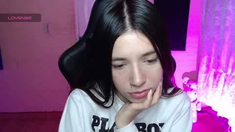   online show from February 5, 5:41 am