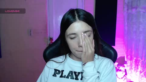   online show from February 5, 8:43 am