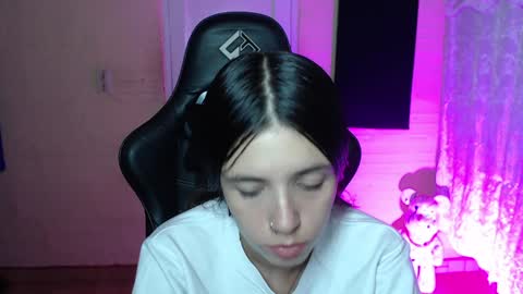   online show from January 30, 8:43 am