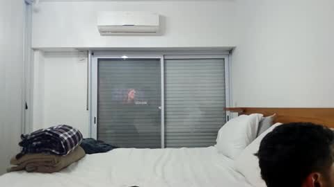 valerialealh online show from May 18, 4:40 am