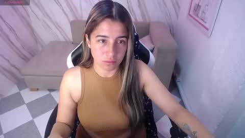 valerie_b online show from February 21, 3:01 am