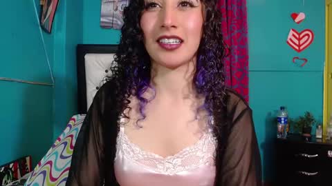 Snapshot of valerie_mase chatting on September 23, 6:03 pm vale online show from September 23, 6:03 pm