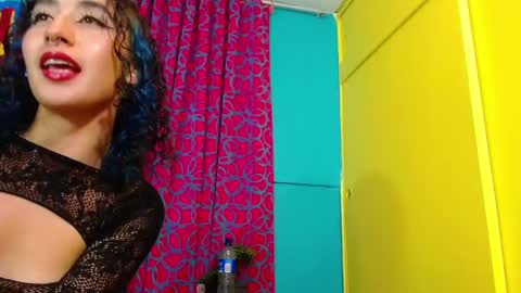 Snapshot of valerie_mase chatting on February 11, 7:48 pm vale online show from February 11, 7:48 pm