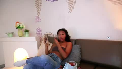 Valerie Style3 online show from April 3, 4:08 am