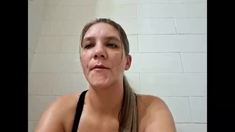 ValerieRayne online show from November 9, 8:29 am