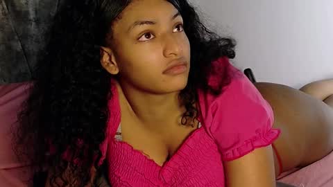 valerigallardo online show from October 25, 9:59 pm