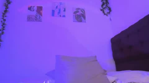 VALERI  online show from December 4, 8:08 pm