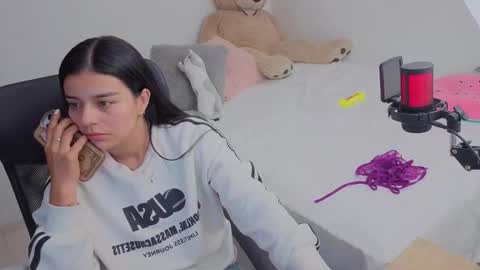 Juli C online show from March 5, 2:09 am