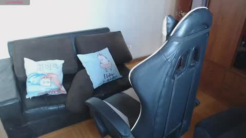 ValeriaMayerss online show from April 24, 8:44 pm