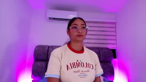 Valeryn online show from June 28, 3:02 am