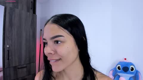 Cris  online show from February 26, 1:36 pm