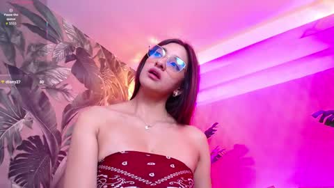 Snapshot of valery_blush chatting on September 11, 4:14 am valery_blush online show from September 11, 4:14 am