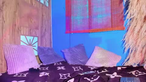 valery_foxx01 online show from May 11, 4:04 pm