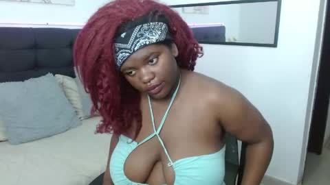 valery_martinez_13 online show from May 12, 4:05 pm