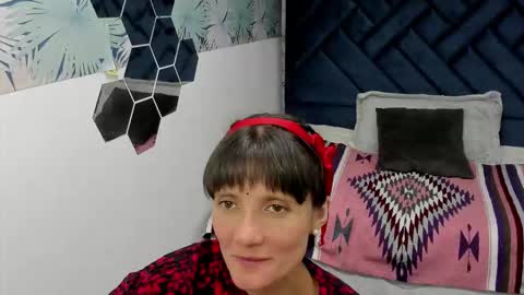 VALERY MORE online show from November 14, 3:58 pm