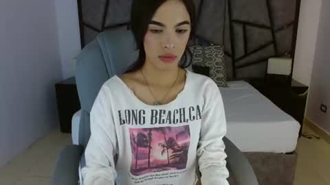 valery_restrepo online show from July 8, 11:19 pm