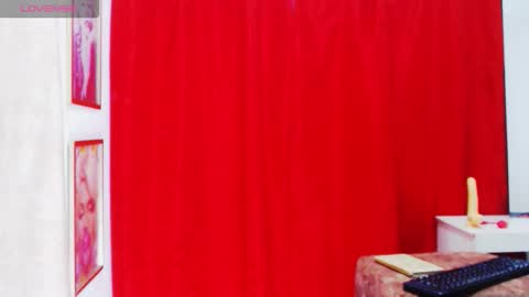 valery_smolls22 online show from October 24, 4:30 pm