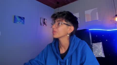 valery online show from February 15, 6:23 pm