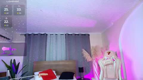 Snapshot of valery_yepes_ chatting on September 19, 12:20 pm Valery online show from September 19, 12:20 pm