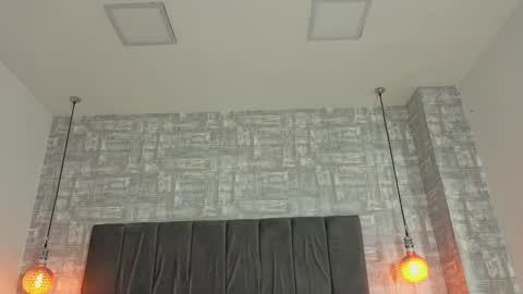 valerykat_ online show from October 6, 11:39 am