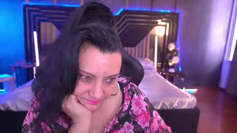 Snapshot of valeryrosseee chatting on September 9, 6:46 am Valery online show from September 9, 6:46 am
