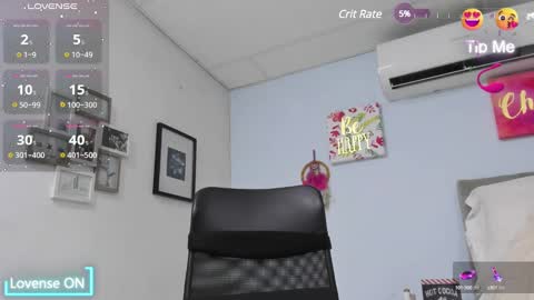 Snapshot of valerysex4u chatting on February 4, 4:15 am Valery online show from February 4, 4:15 am