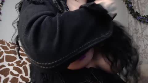 valquiria_sirgun online show from February 19, 9:39 am