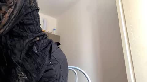 Emily online show from February 16, 8:01 am