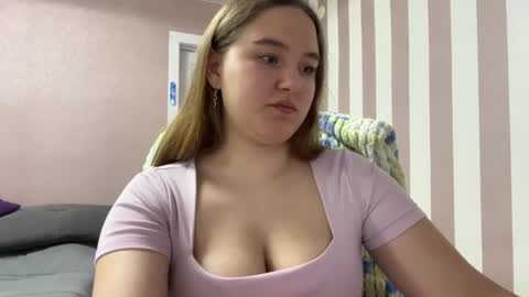 Lily online show from June 24, 10:06 pm